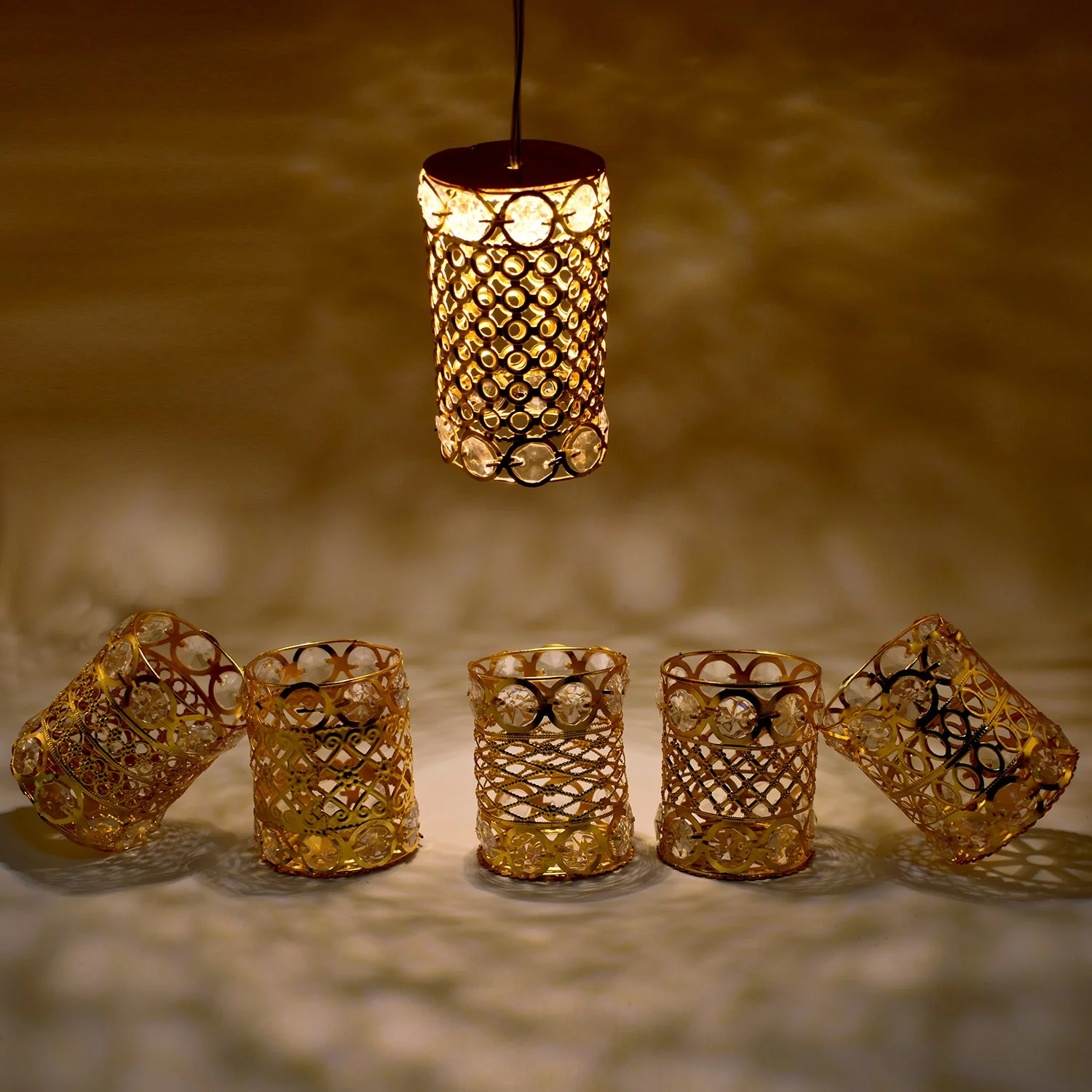 Antique Golden Jhoomer Chandelier – Diwali & Christmas Decor (1 Pc)