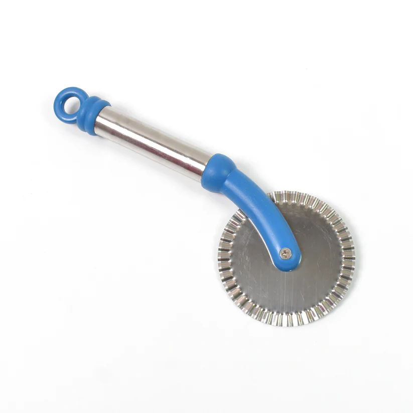 Multi Purpose Use Curly Pizza Cutter / Pastry Cutter / Sandwiches Cutter (1 Pc) 